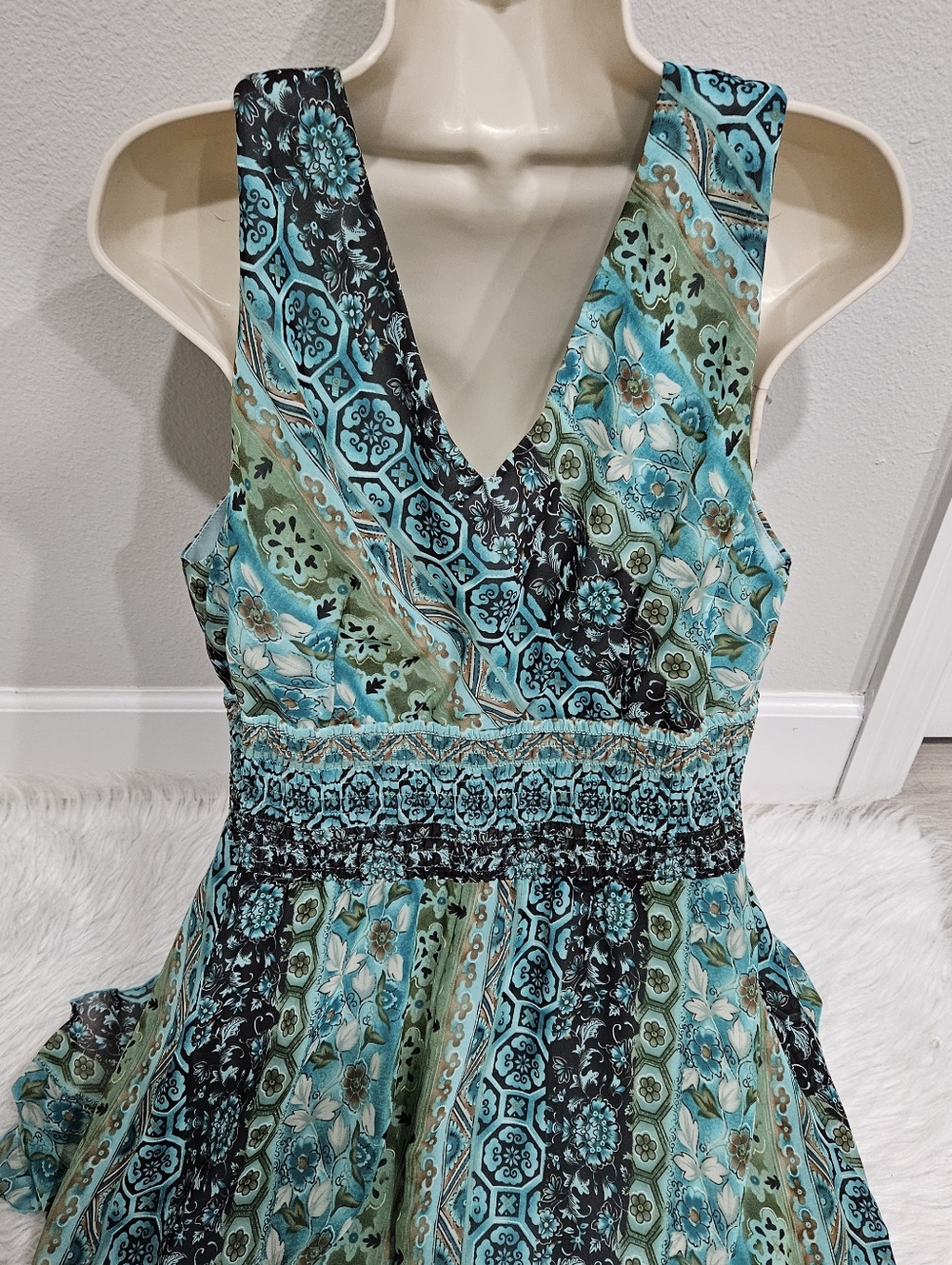Rabbit Rabbit Rabbit Teal & Green Patterned Handkerchief Dress - Picture 6 of 6